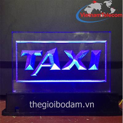 Đèn Led forhire Thành Công màu tím lắp trên xe Taxi tại Vietnam Telecom