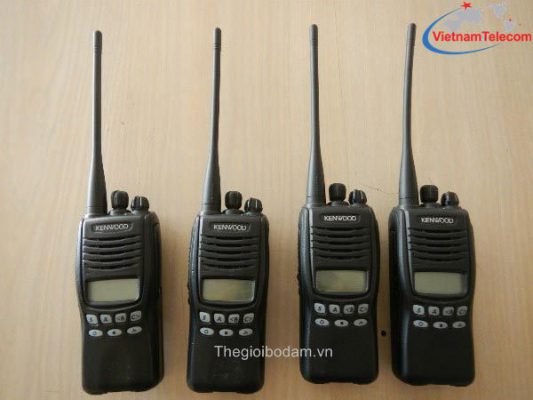 Hình ảnh thật của máy bộ đàm Kenwood TK-2317/TK-3317