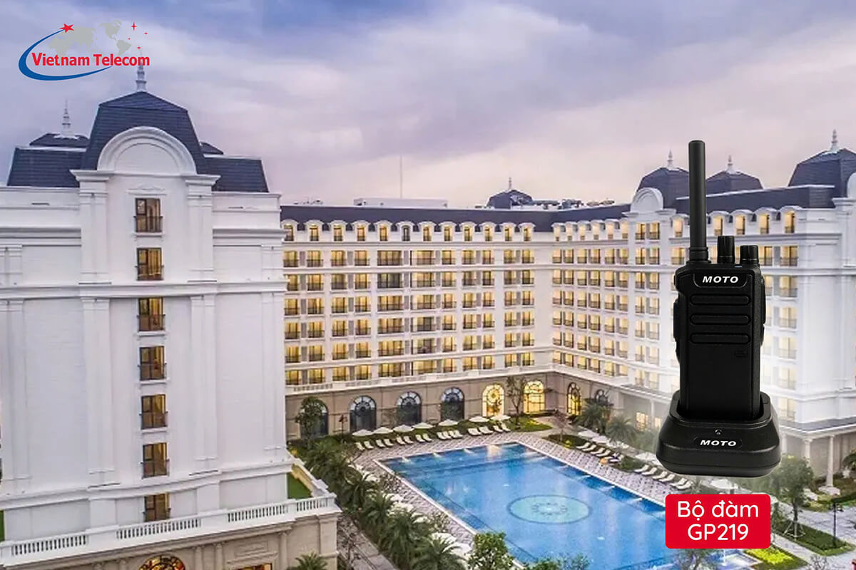 nâng cao chất lượng phục vụ với bộ đàm