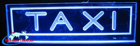 den-led-taxi-xanh-lam