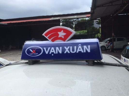 den-mao-lien-minh-taxi-viet (4)
