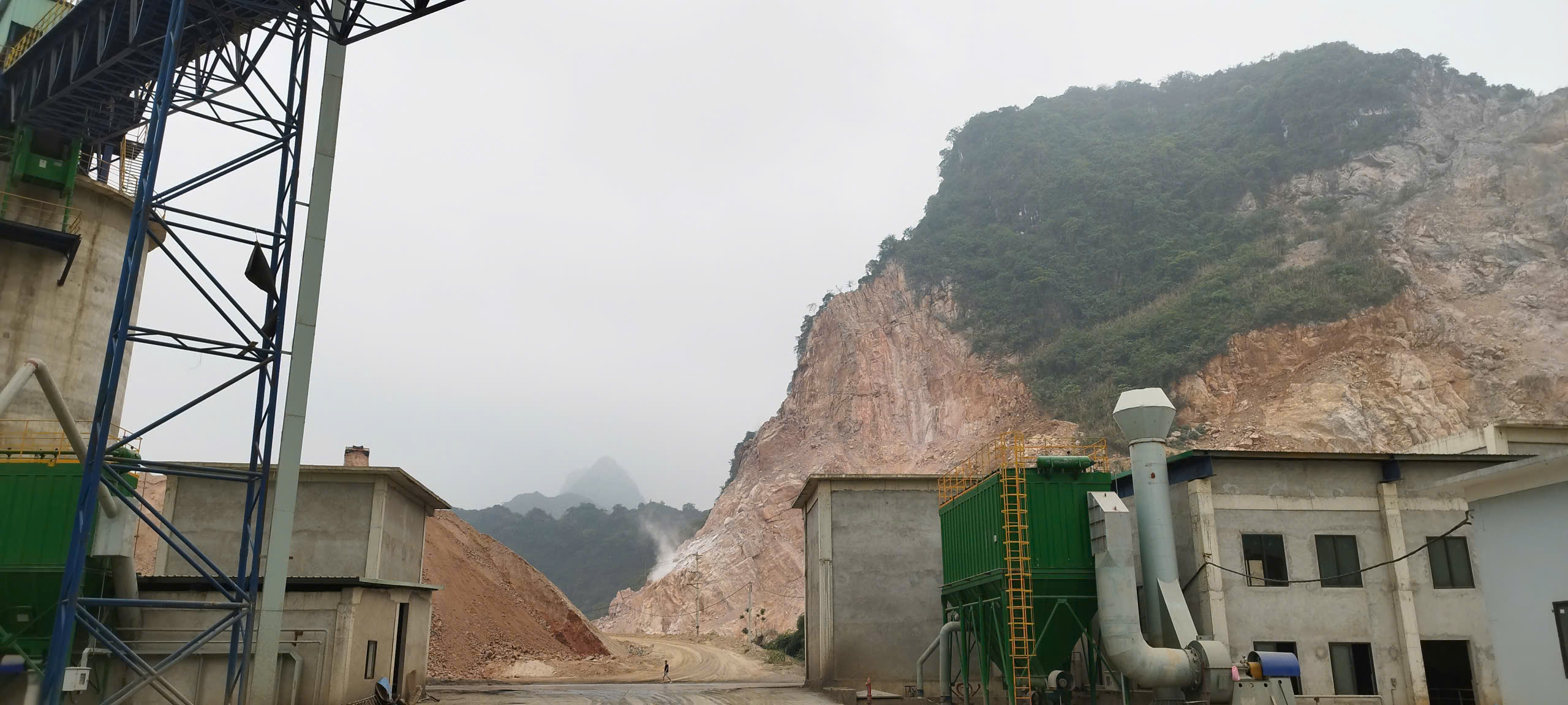 Nâng cấp hạ tầng liên lạc tại nhà máy Xi măng Hoàng Long